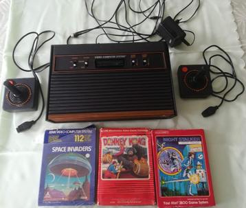 Atari CX 2600 AP + 3 spelletjes beschikbaar voor biedingen