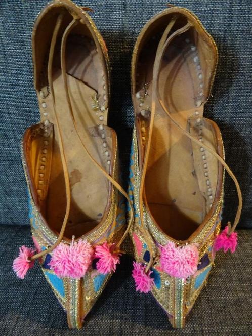Vintage Jutti schoenen India vintage Indiase schoenen 1960, Antiek en Kunst, Curiosa en Brocante, Ophalen of Verzenden