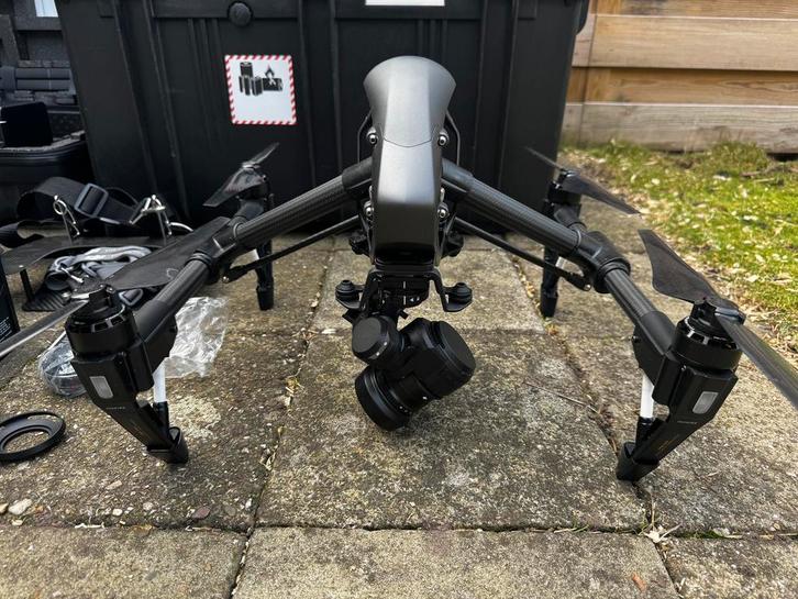 Dji inspire 1 black pro edition (nederland/gelderland), Hobby & Loisirs créatifs, Modélisme | Radiocommandé & Téléguidé | Hélicoptères & Quadricoptères