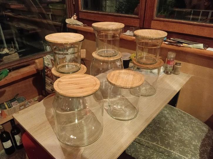 Bocaux en verre avec couvercles en bambou, Maison & Meubles, Cuisine | Vaisselle, Comme neuf, Autres types, Verre, Enlèvement