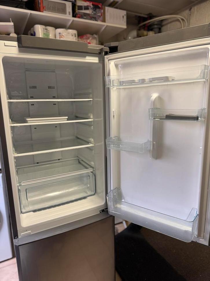 Frigo samsung comme neuf, Elektronische apparatuur, Koelkasten en IJskasten, Zo goed als nieuw, Ophalen