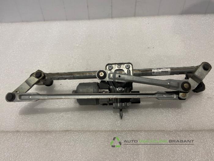 Moteur essuie-glace avant d'un Volkswagen Polo, Autos : Pièces & Accessoires, Vitres & Accessoires, Volkswagen, Utilisé, 3 mois de garantie