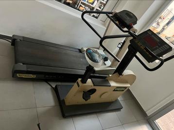 Technogym loopband hometrainer beschikbaar voor biedingen