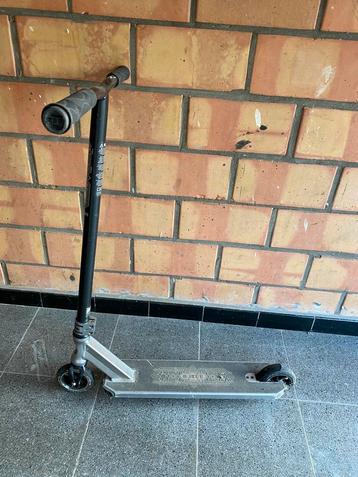 Stuntstep beschikbaar voor biedingen