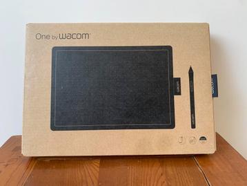 Tekentablet One by Wacom met rode achterkant, Informatique & Logiciels, Tablettes graphiques, Enlèvement, Comme neuf