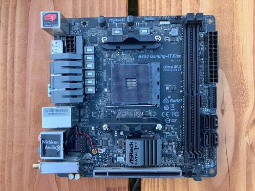 ASRock Fatal1ty B450 Gaming-ITX/ac, Computers en Software, Moederborden, Gebruikt, AMD, DDR4, Ophalen of Verzenden