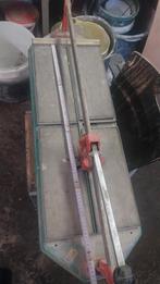 Tegelsnijder, Ophalen