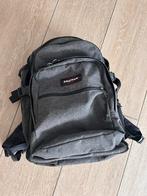 Grijze schoolrugzak middelbaar Eastpak, Handtassen en Accessoires, Tassen | Rugtassen, Ophalen, Zo goed als nieuw, Eastpak