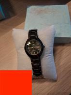 Horloge Dames NIEUW dag/datum waterdicht (NL+31), Handtassen en Accessoires, Horloges | Dames, Staal, Staal, Polshorloge, Nieuw