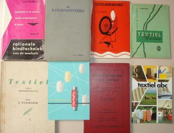 boeken textiel beschikbaar voor biedingen