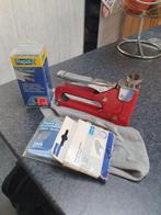 "Rapid" nietjes +nietjesmachine handgereedschap, Doe-het-zelf en Bouw, Ophalen of Verzenden, Zo goed als nieuw