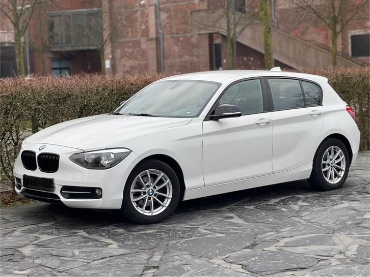 Bmw f20 116i Benzine/SportLine/Garantie, Autos, BMW, Entreprise, Achat, Série 1, Radio, Essence, Euro 5, Berline, 5 portes, Boîte manuelle