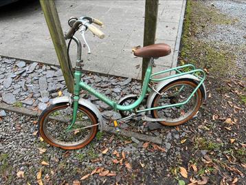 Ancien vélo enfant pliable  disponible aux enchères