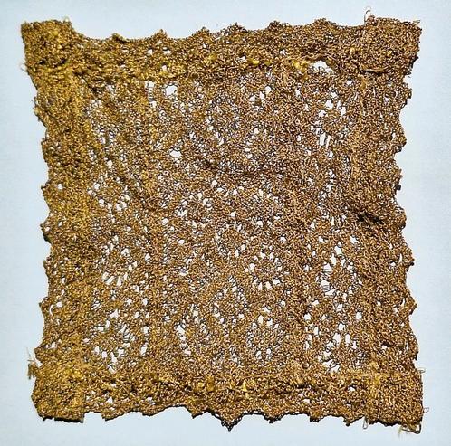 Religieus gouddraad kelkkleedje, 14x14 cm, Antiek en Kunst, Antiek | Religieuze voorwerpen, Ophalen of Verzenden