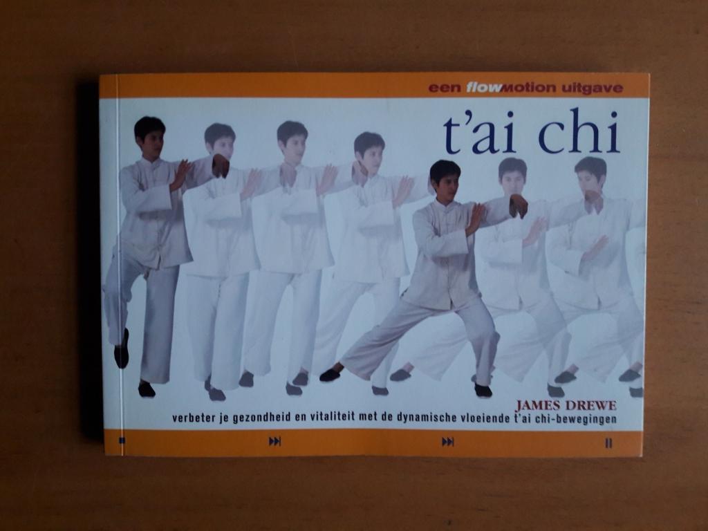 Tai Chi, Ophalen of Verzenden, Zo goed als nieuw, Vechtsport