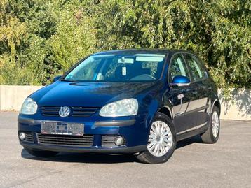 Golf 5 1.6 BENZINE, NAVIGATIE, GEKEURD, 12 MAANDEN GARANTIE beschikbaar voor biedingen