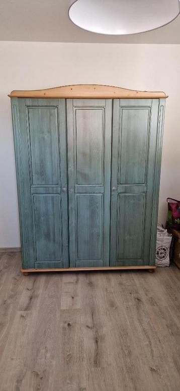 Complete (kinder)slaapkamer met eenpersoonsbed beschikbaar voor biedingen