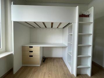 IKEA hoogslaper met bureau (Smastad) beschikbaar voor biedingen