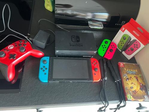 Nintendo switch, Games en Spelcomputers, Spelcomputers | Nintendo Switch, Gebruikt, Switch Original, Met 3 controllers of meer