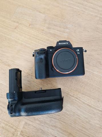 Sony A7III met garantie + battery grip+ snellader + accu's beschikbaar voor biedingen