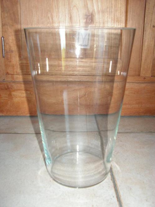Grote prachtige vaas in mondgeblazen glas., Huis en Inrichting, Woonaccessoires | Vazen, Zo goed als nieuw, Overige kleuren, Minder dan 50 cm