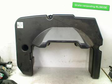 SUBWOOFER Audi A4 Avant (B8) (01-2007/12-2015) (8K9035382B), Utilisé, Audi