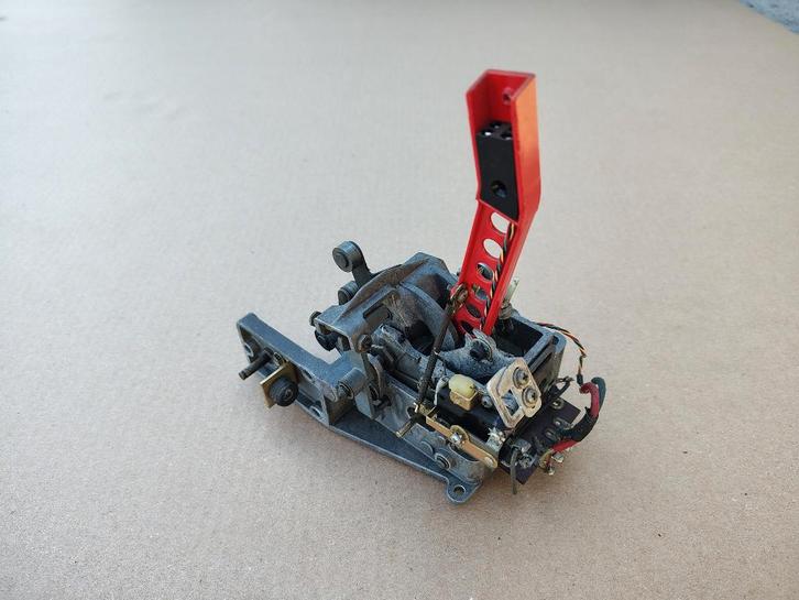 Tone Arm/ Mechaniek Seeburg LPC1 (1963) jukebox, Collections, Machines | Jukebox, Seeburg, Envoi