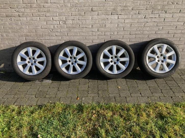 Originele Toyotavelgen met zomerbanden 205/55R16 91V, Auto-onderdelen, Banden en Velgen, Band(en), Zomerbanden, 16 inch, 205 mm
