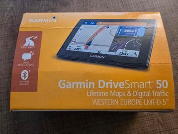 Garmin drivesmart 50 in nieuwstaat. Lifetime updates! beschikbaar voor biedingen