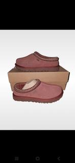 Ugg Tasman Red Jasper maat 38, Kleding | Dames, Schoenen, Ophalen of Verzenden, Zo goed als nieuw, Roze, Pantoffels of Sloffen