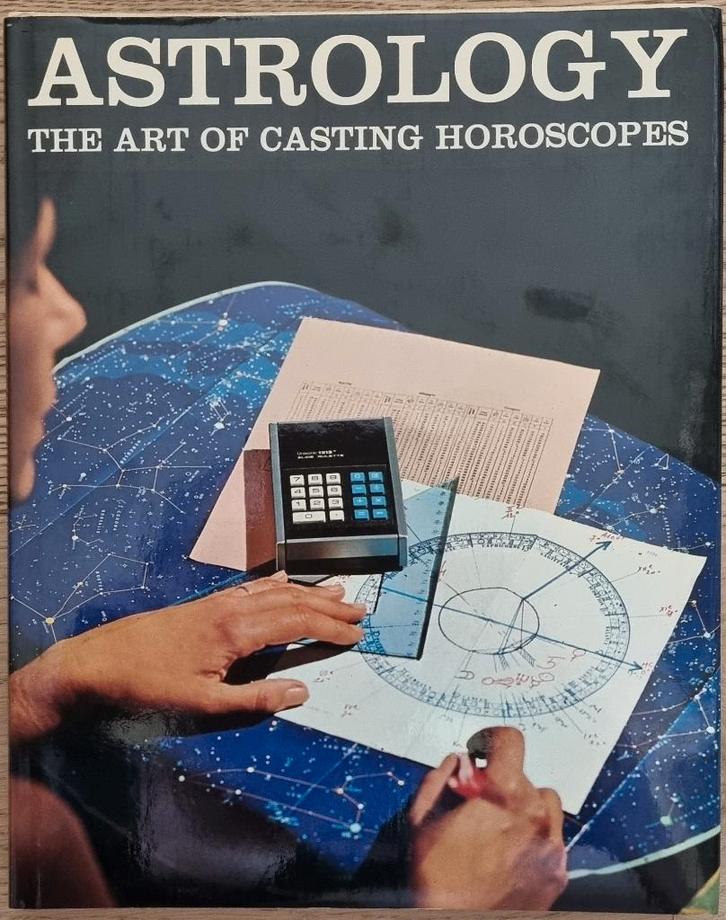 Astrology - The art of casting horoscopes - Ellen Hoffmann, Livres, Ésotérisme & Spiritualité, Comme neuf, Astrologie, Enlèvement ou Envoi