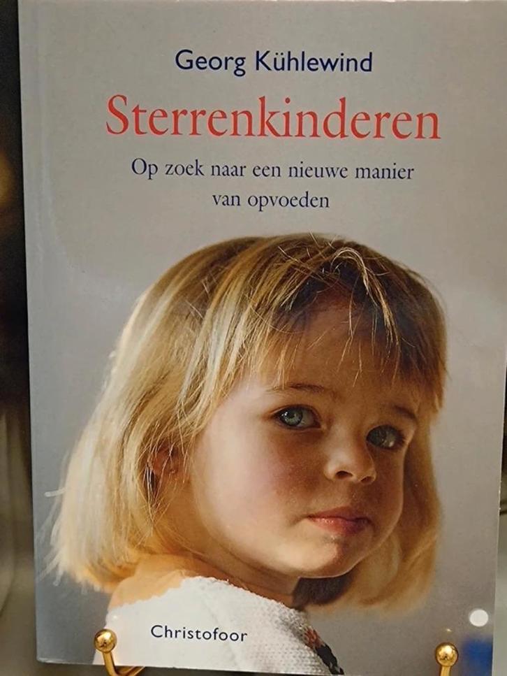 Sterrenkinderen, Boeken, Esoterie en Spiritualiteit, Zo goed als nieuw, Ophalen of Verzenden