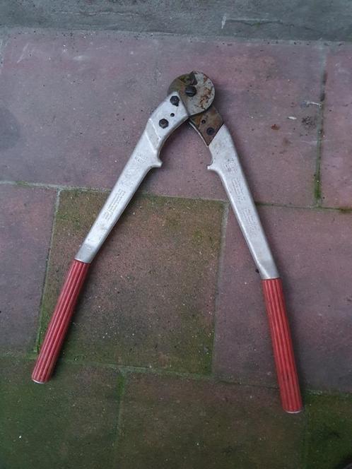 Kabelschaar FELCO C16, Doe-het-zelf en Bouw, Gereedschap | Handgereedschap, Zo goed als nieuw, Ophalen of Verzenden