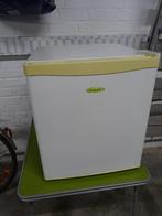 petit frigo a poser idéal pour maison de repos, Electroménager, Enlèvement, Utilisé, Avec compartiment congélateur