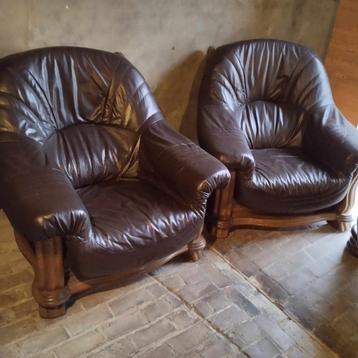 3 fauteuils cuir et bois 