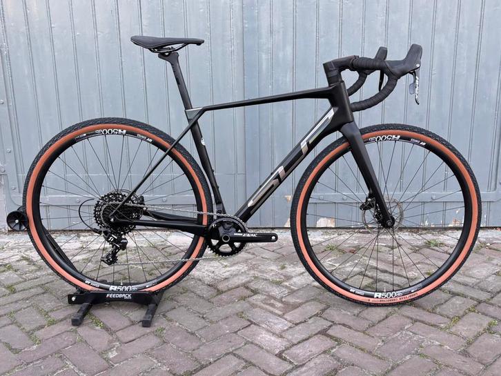 SUPERIOR X-ROAD CARBON GRAVEL MT:54 SRAM/DT SWISS NIEUW!, Vélos & Vélomoteurs, Vélos | Vélos de course, Neuf, Carbone, Enlèvement