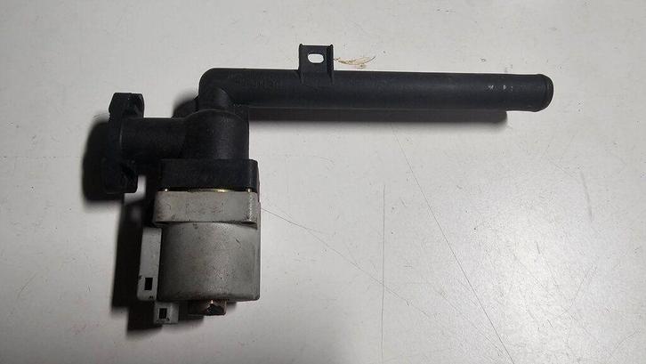 Kachel klep Waterklep Secondairy water heater valve BMW 3 se, Auto-onderdelen, Airco en Verwarming, BMW, Gebruikt, Ophalen of Verzenden