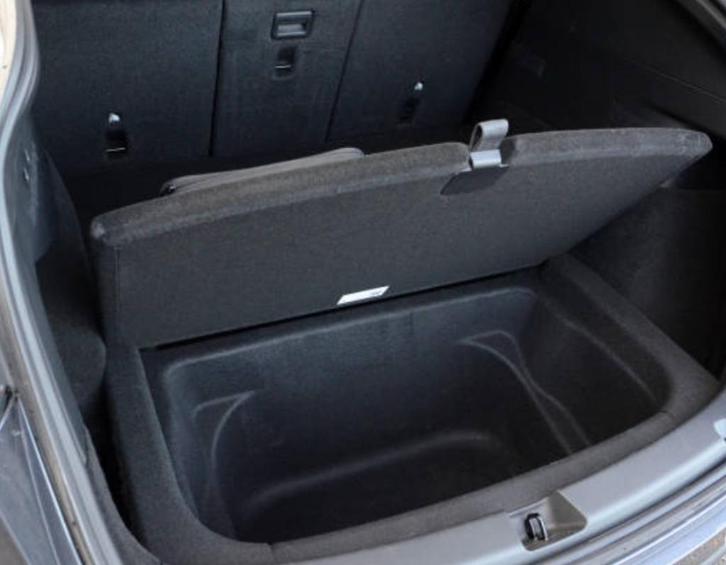 Tesla Model Y - showroom staat, Auto's, Tesla, Particulier, Model Y, 360° camera, 4x4, ABS, Achteruitrijcamera, Adaptieve lichten