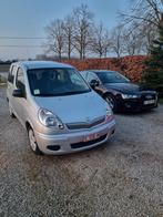 Toyota Yaris Verso benzine automatisch 99.000km 2004 1.3, Auto's, Toyota, Automaat, Particulier, Zilver of Grijs, 1300 cc