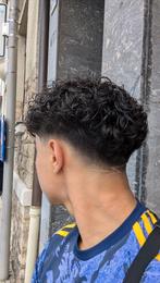 Je cherche un modèle pour une permanente coiffure