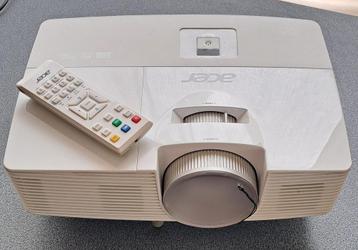 Beamer Acer, Audio, Tv en Foto, Beamers, Ophalen, Zo goed als nieuw, Acer