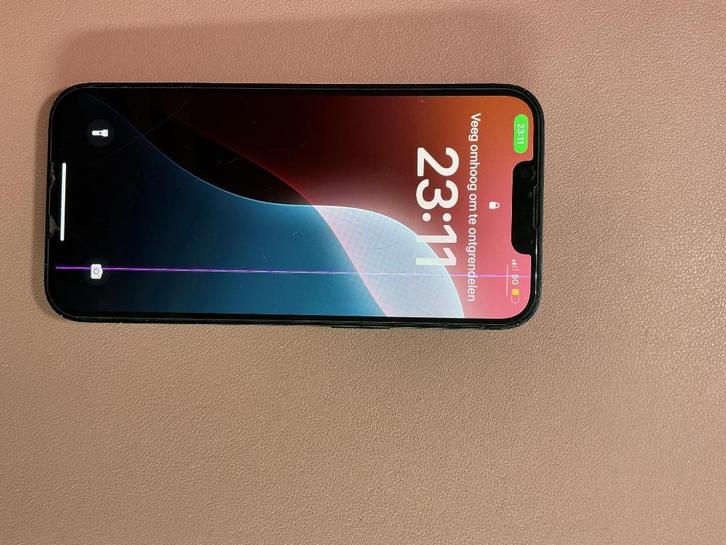 iPhone 13 + hoesje, Telecommunicatie, Mobiele telefoons | Apple iPhone, Gebruikt, 128 GB, Zonder abonnement, iPhone 13, Zwart