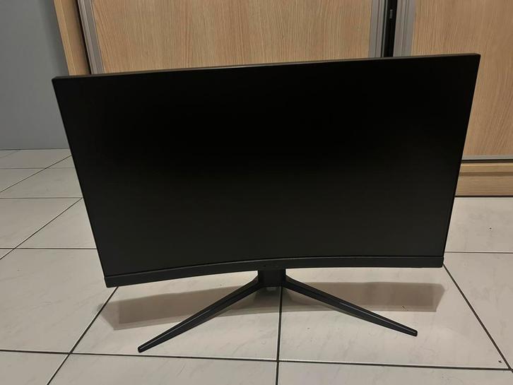 MSI Optix G27C6P – 21”Curved Gaming Monitor, Computers en Software, Monitoren, Zo goed als nieuw, 151 t/m 200 Hz, DisplayPort