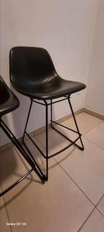 4 barkrukken of stoelen voor aan een tafel van 90cmH, Huis en Inrichting, Barkrukken, Ophalen, Met voetsteun, Zo goed als nieuw