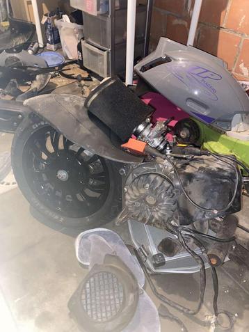 125cc ac blok zip beschikbaar voor biedingen