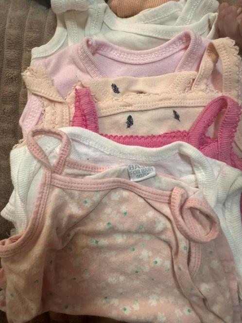 Te koop baby meisje kleren, Kinderen en Baby's, Babykleding | Baby-kledingpakketten, Zo goed als nieuw, Maat 56, Ophalen of Verzenden