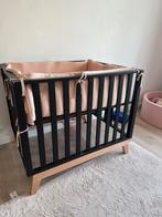 Baby box + toebehoren, Kinderen en Baby's, Babyparken, Ophalen, Zo goed als nieuw, Vierkant, In hoogte verstelbaar