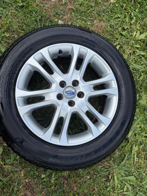 Volvo xc60 velg, Auto-onderdelen, Banden en Velgen, Banden en Velgen, Winterbanden, 18 inch, 235 mm, Personenwagen, Gebruikt, Ophalen