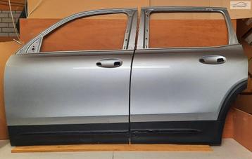 Portier set van 2 links Mercedes GLB X247 vanaf 2019 beschikbaar voor biedingen