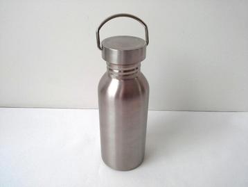 Gourde bouteille en inox 650 ml beschikbaar voor biedingen
